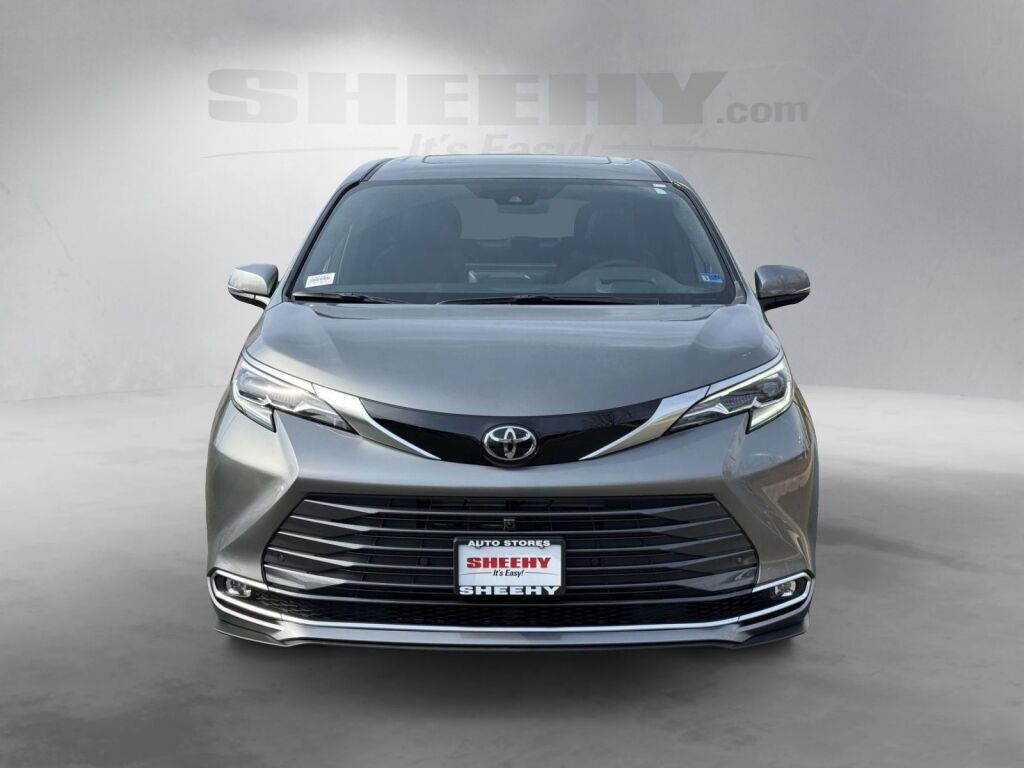 2026 Toyota Sienna Platinum Fredericksburg VA