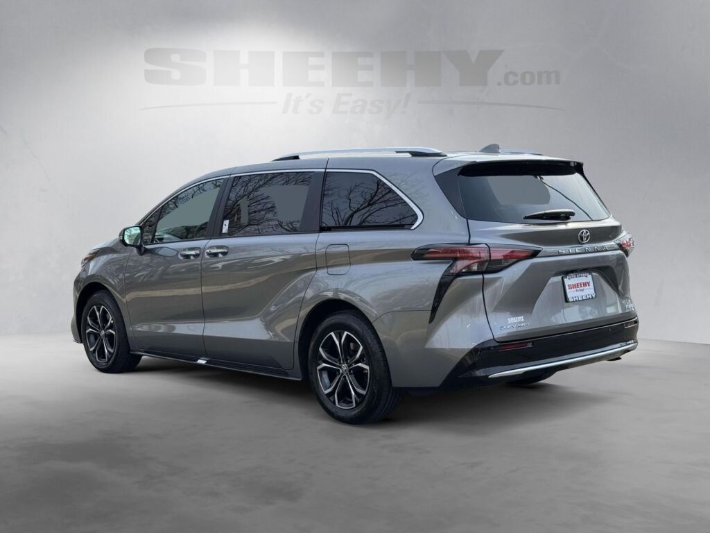 2026 Toyota Sienna Platinum Fredericksburg VA