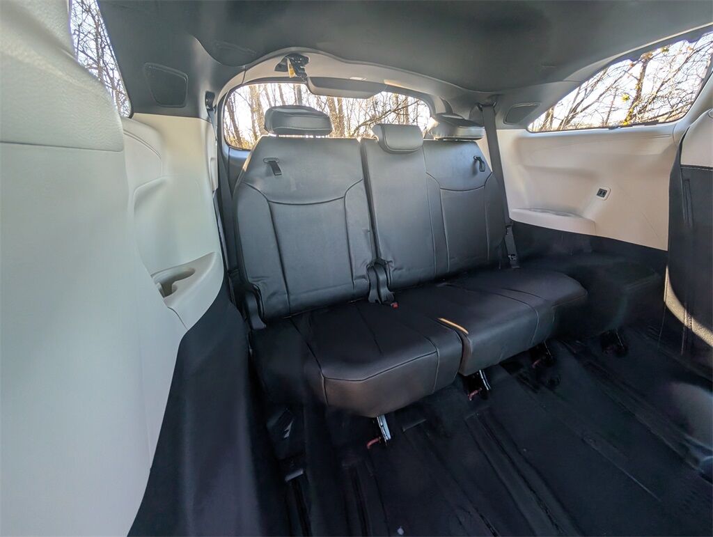 2026 Toyota Sienna Platinum Cockeysville MD