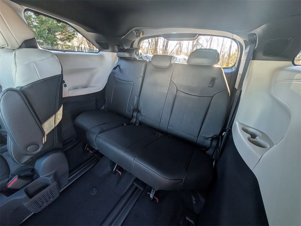 2026 Toyota Sienna Platinum Cockeysville MD