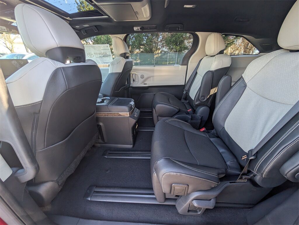 2026 Toyota Sienna Platinum Cockeysville MD