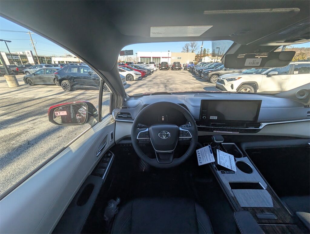 2026 Toyota Sienna Platinum Cockeysville MD