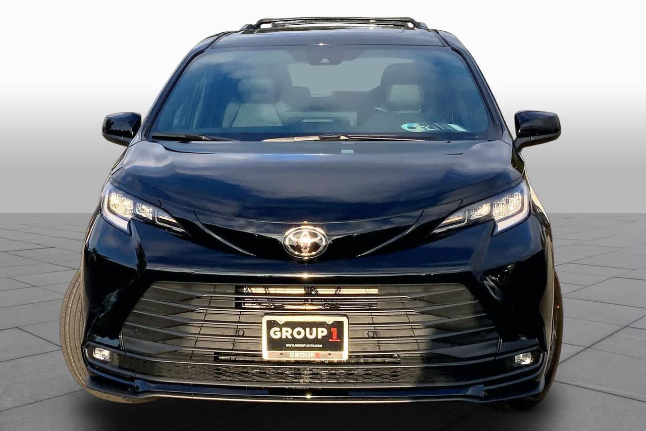 2026 Toyota Sienna Woodland Edition Folsom CA