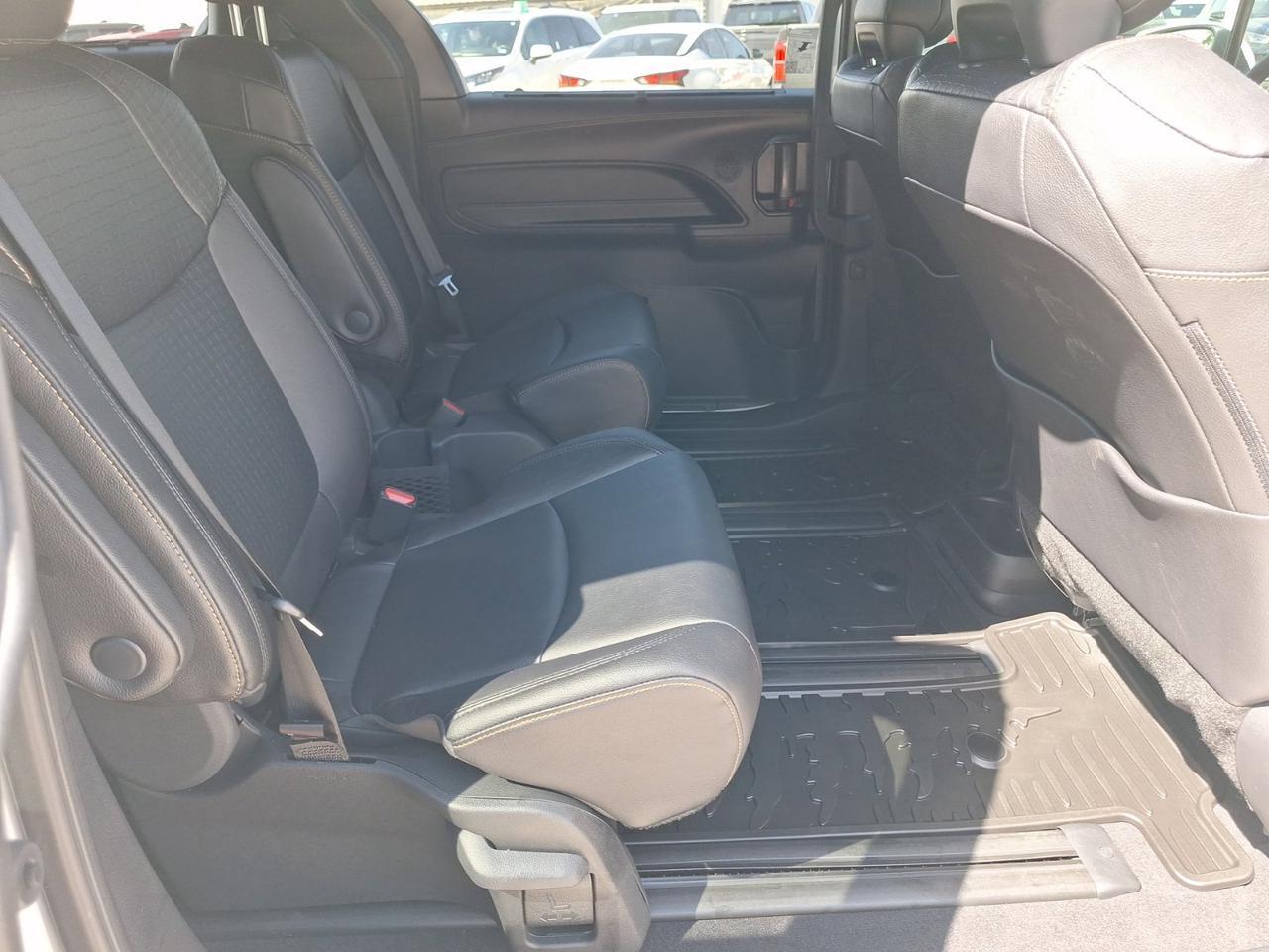 2026 Toyota Sienna Woodland Edition Hurst TX