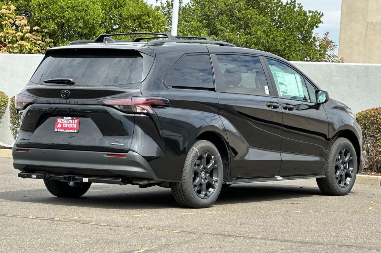 2026 Toyota Sienna Woodland Edition