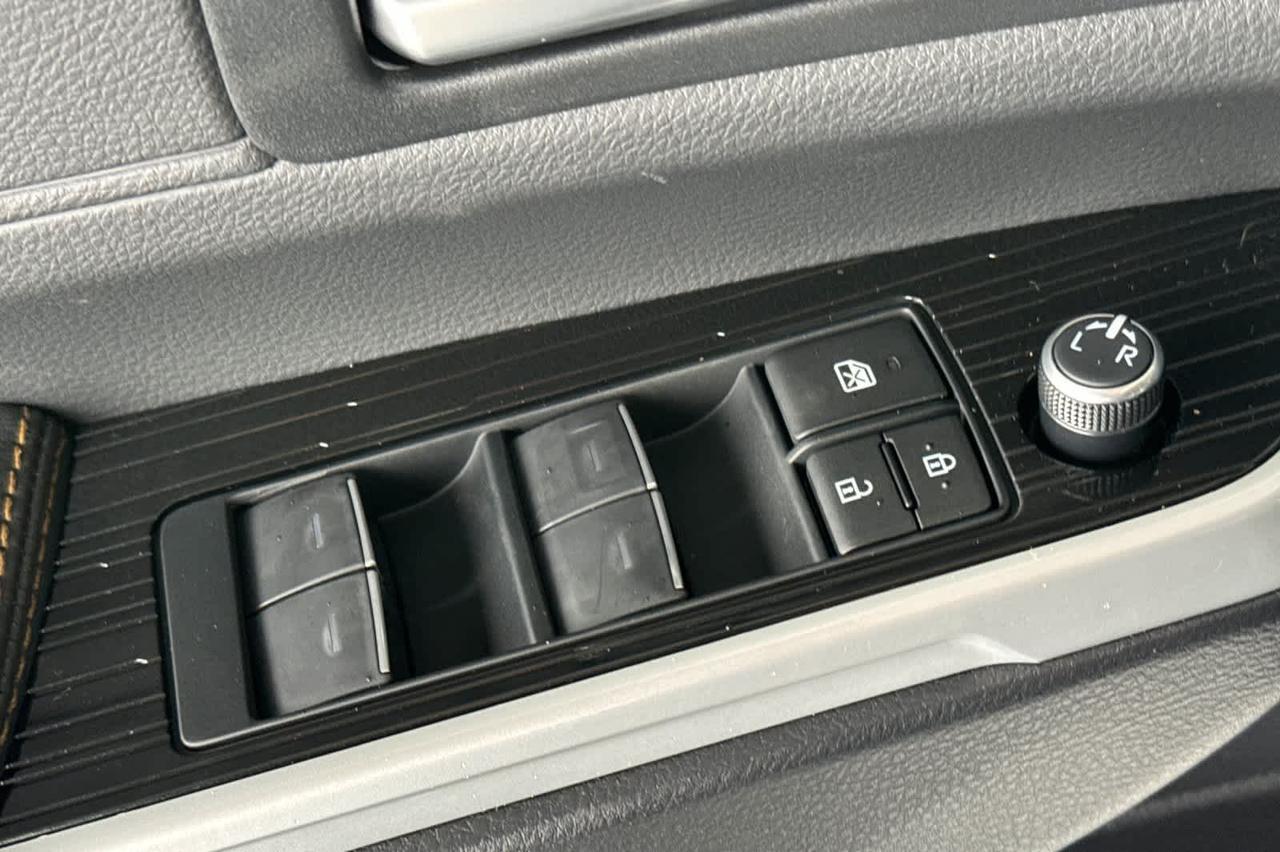 2026 Toyota Sienna Woodland Edition Roseville CA