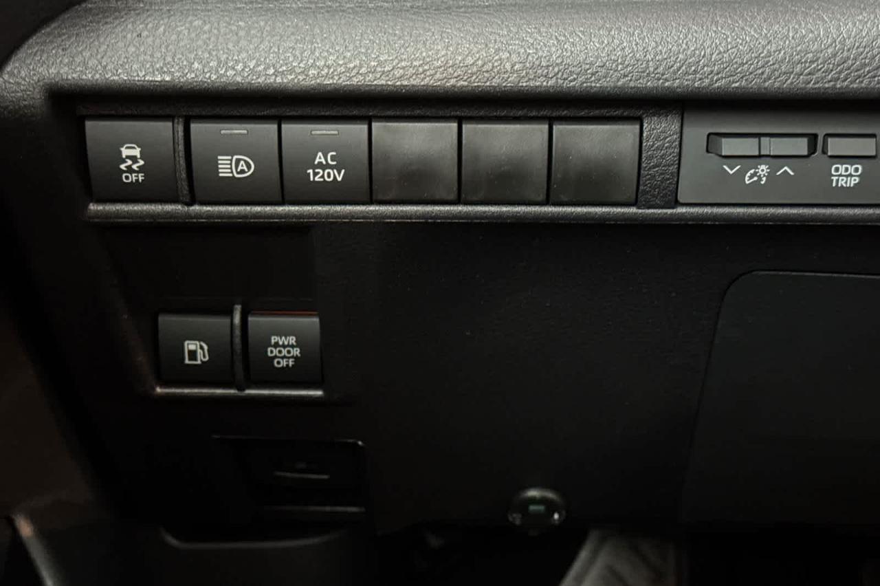 2026 Toyota Sienna Woodland Edition Roseville CA