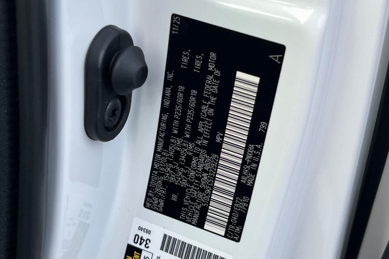 2026 Toyota Sienna Woodland Edition Roseville CA