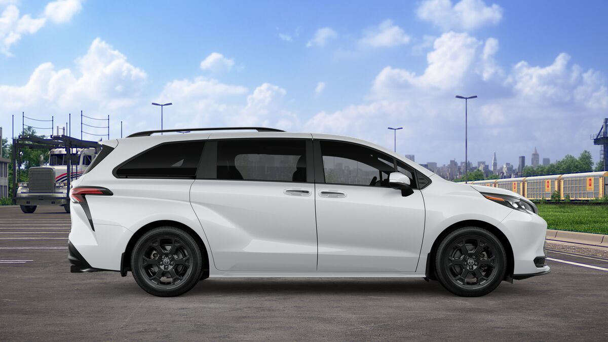 2026 Toyota Sienna Woodland Edition Stafford VA
