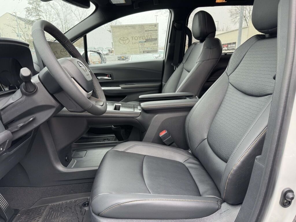 2026 Toyota Sienna Woodland Edition Fredericksburg VA