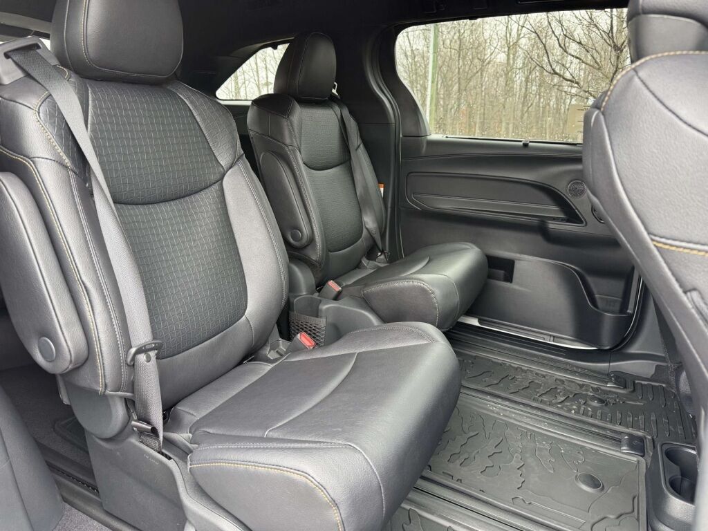 2026 Toyota Sienna Woodland Edition Fredericksburg VA