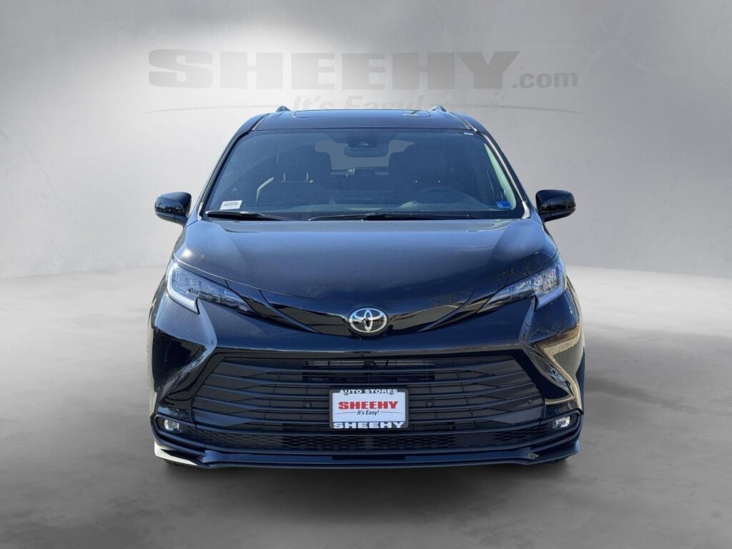 2026 Toyota Sienna Woodland Edition Fredericksburg VA