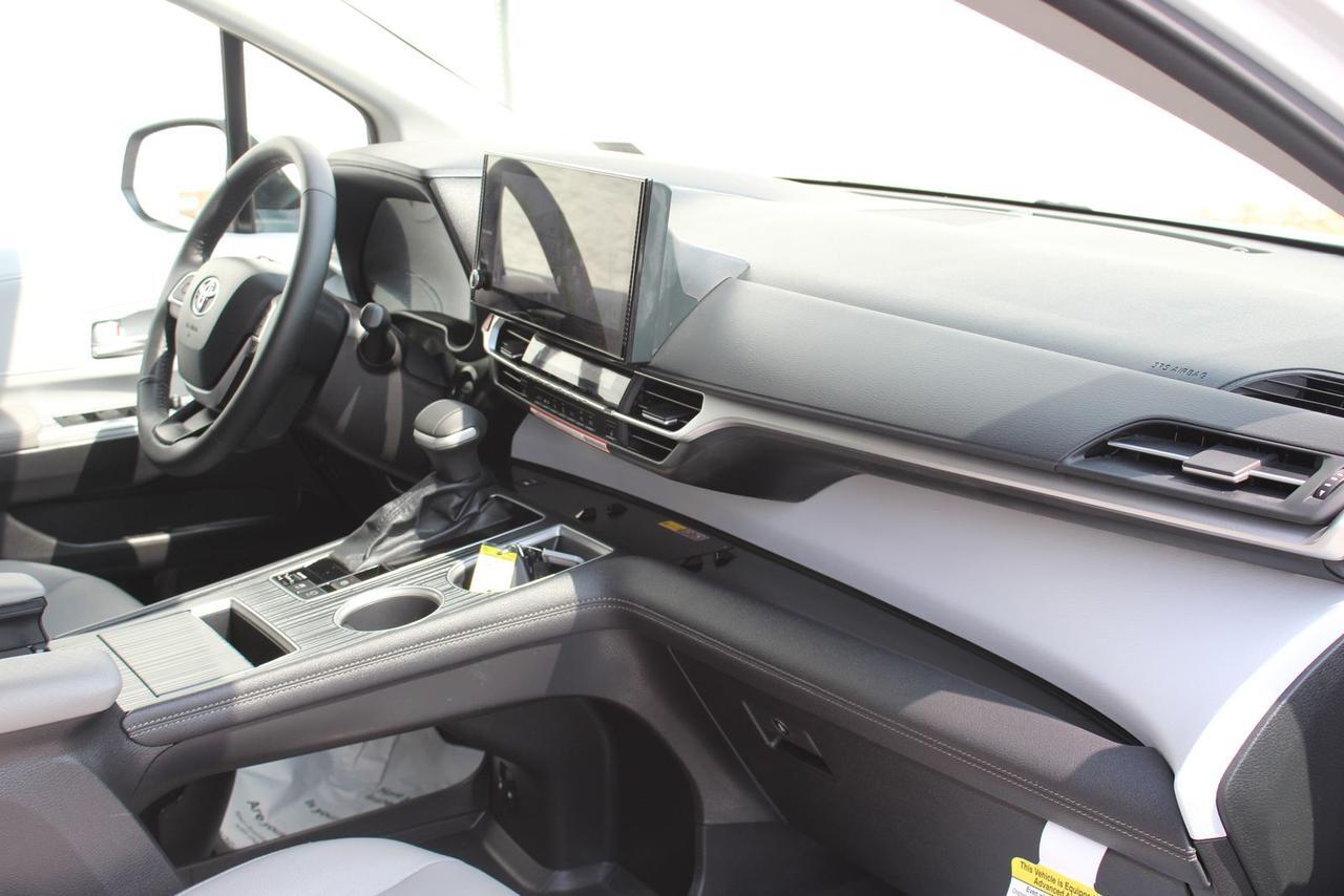 2026 Toyota Sienna XLE 8 Passenger Stafford VA