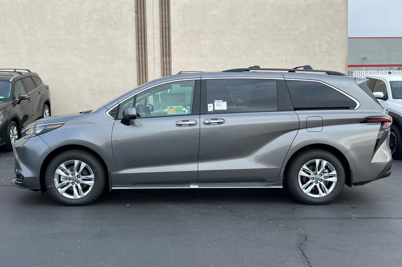 2026 Toyota Sienna XLE Roseville CA