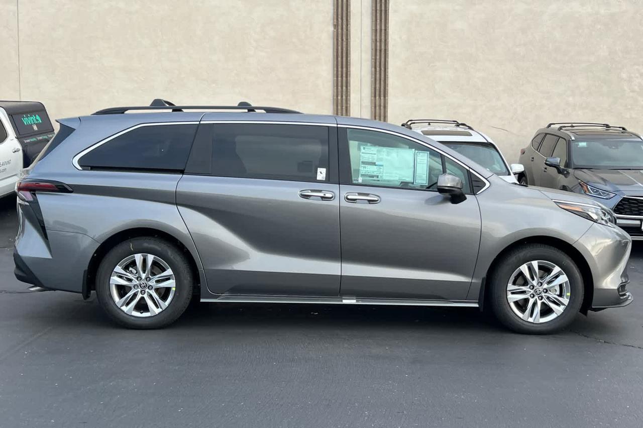 2026 Toyota Sienna XLE Roseville CA
