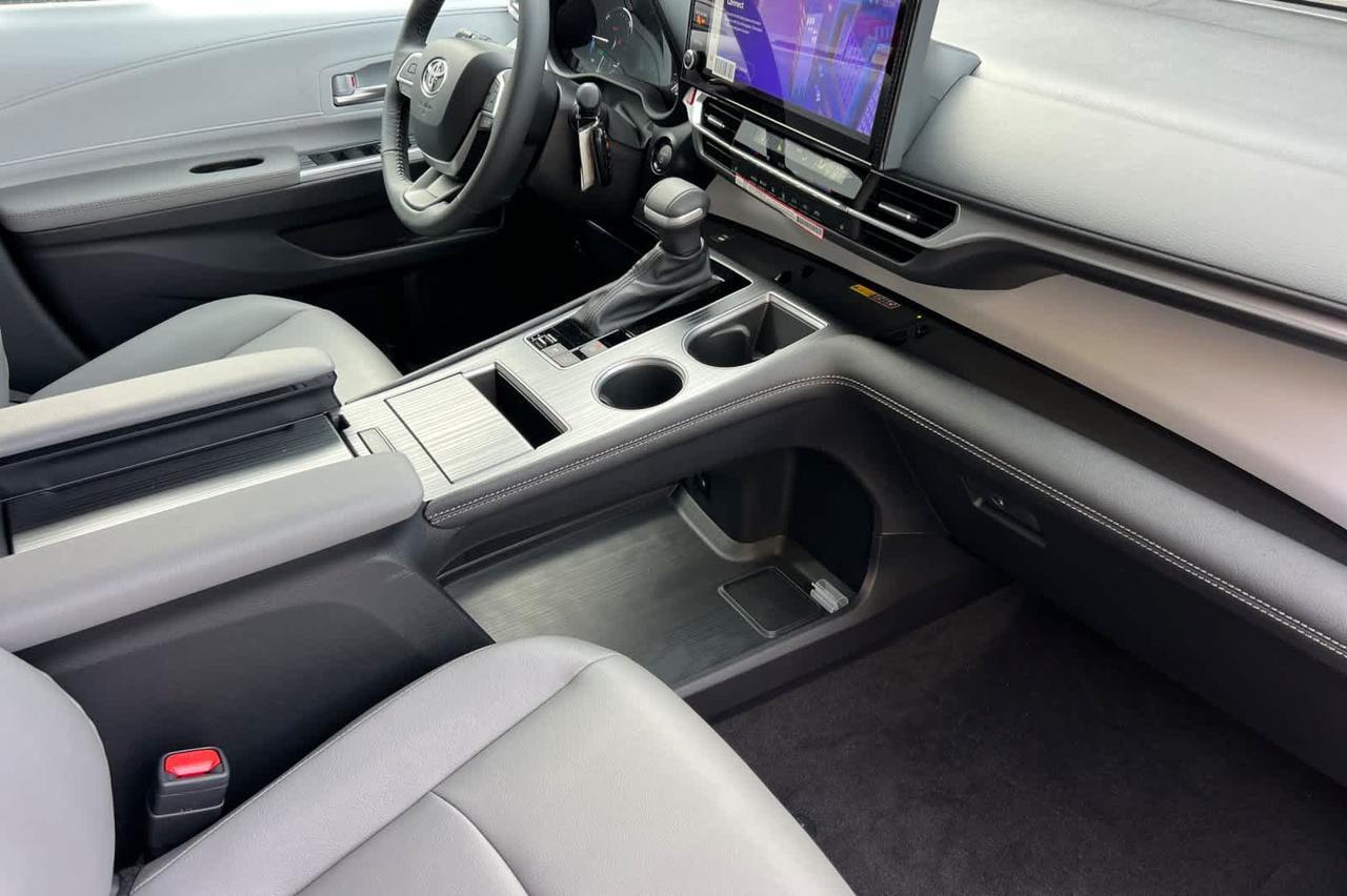 2026 Toyota Sienna XLE Roseville CA