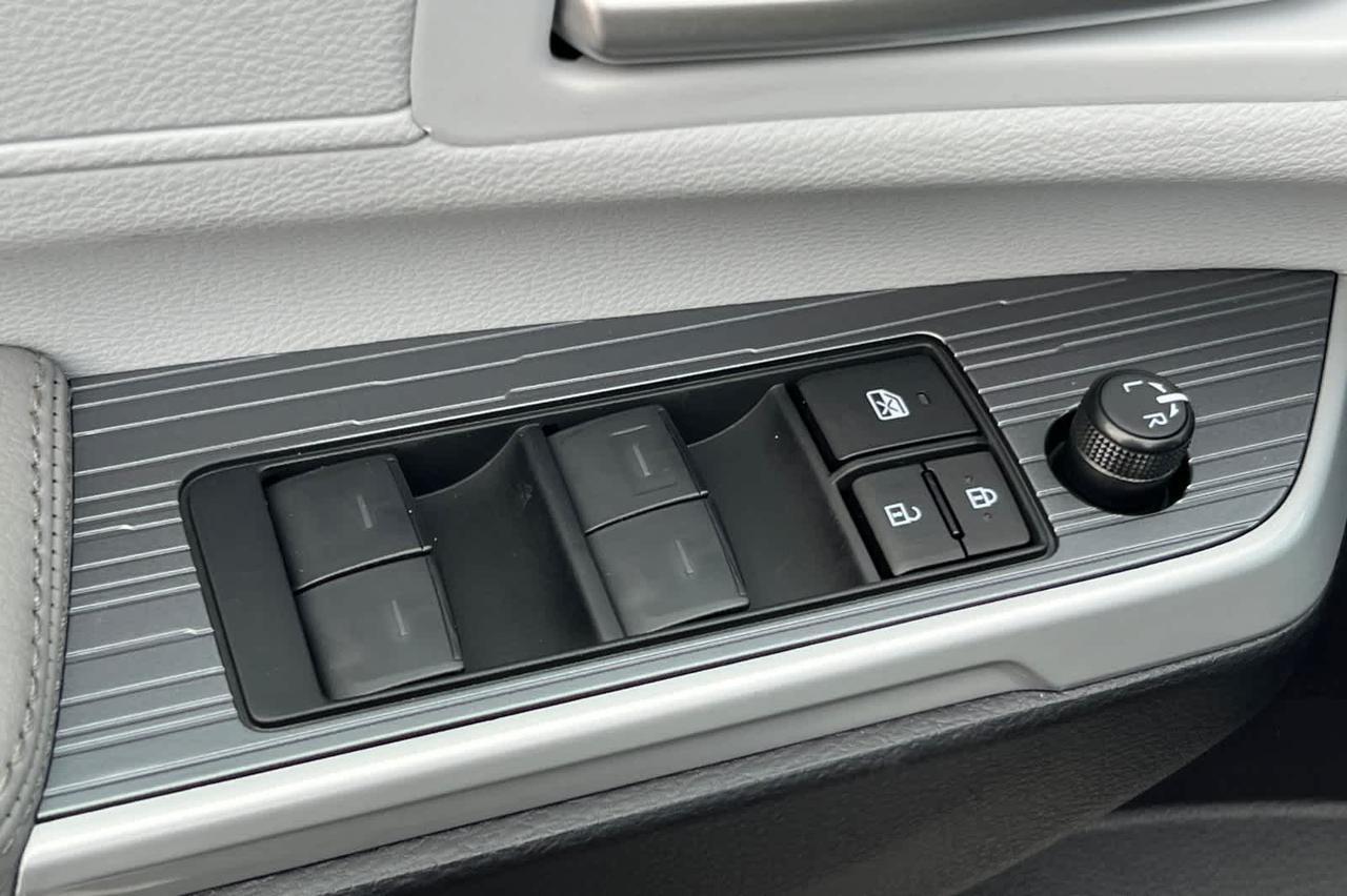 2026 Toyota Sienna XLE Roseville CA