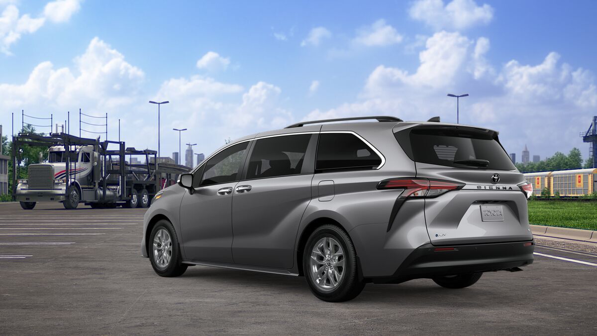 2026 Toyota Sienna XLE Laurel MD