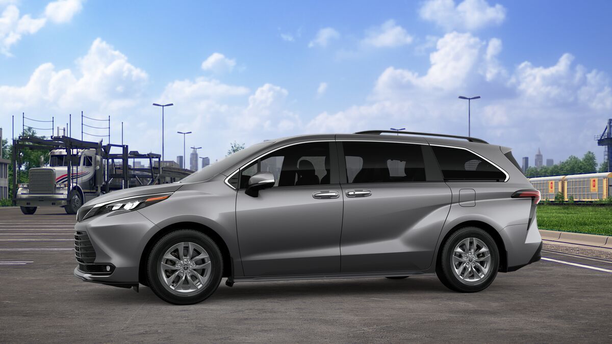 2026 Toyota Sienna XLE Laurel MD