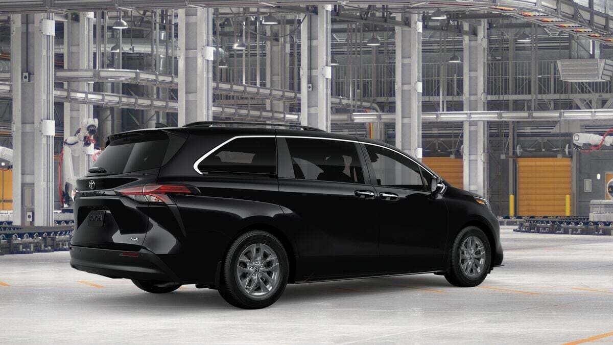 2026 Toyota Sienna XLE Laurel MD