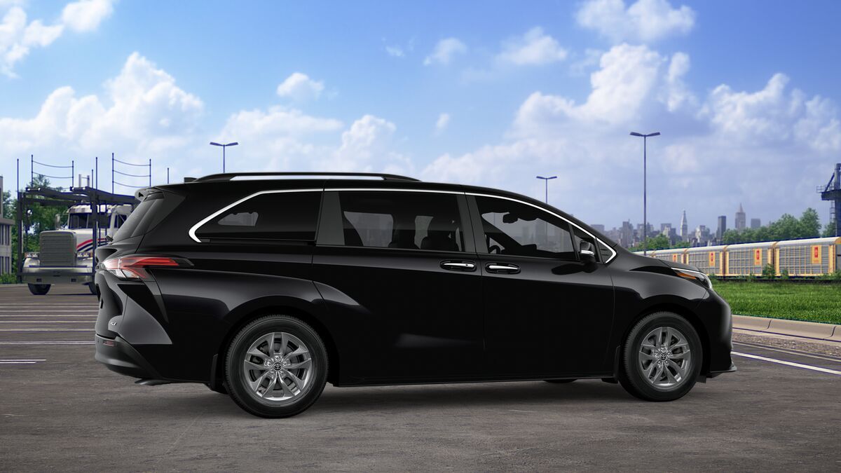 2026 Toyota Sienna XLE Laurel MD