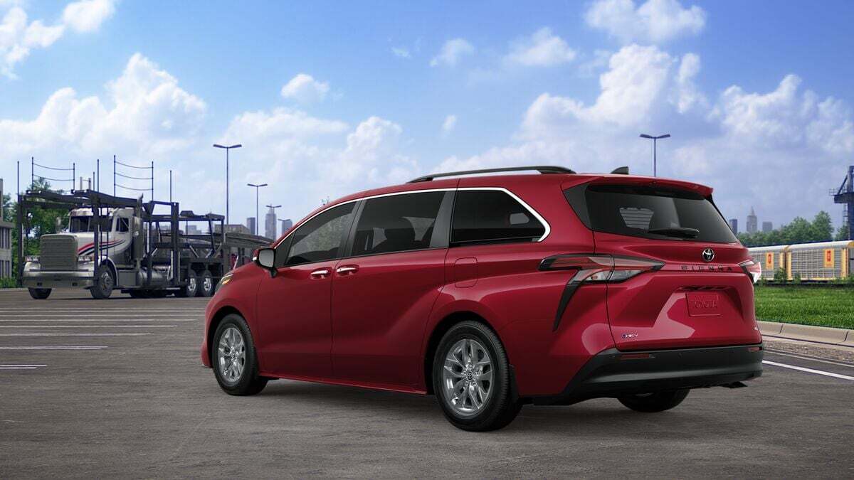 2026 Toyota Sienna XLE Laurel MD
