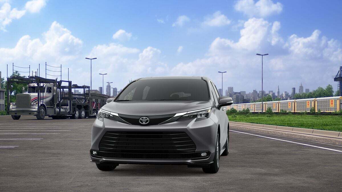 2026 Toyota Sienna XLE Laurel MD