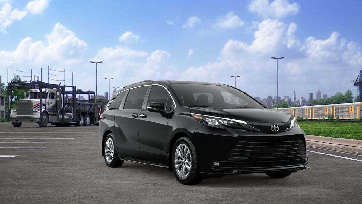2026 Toyota Sienna XLE Laurel MD