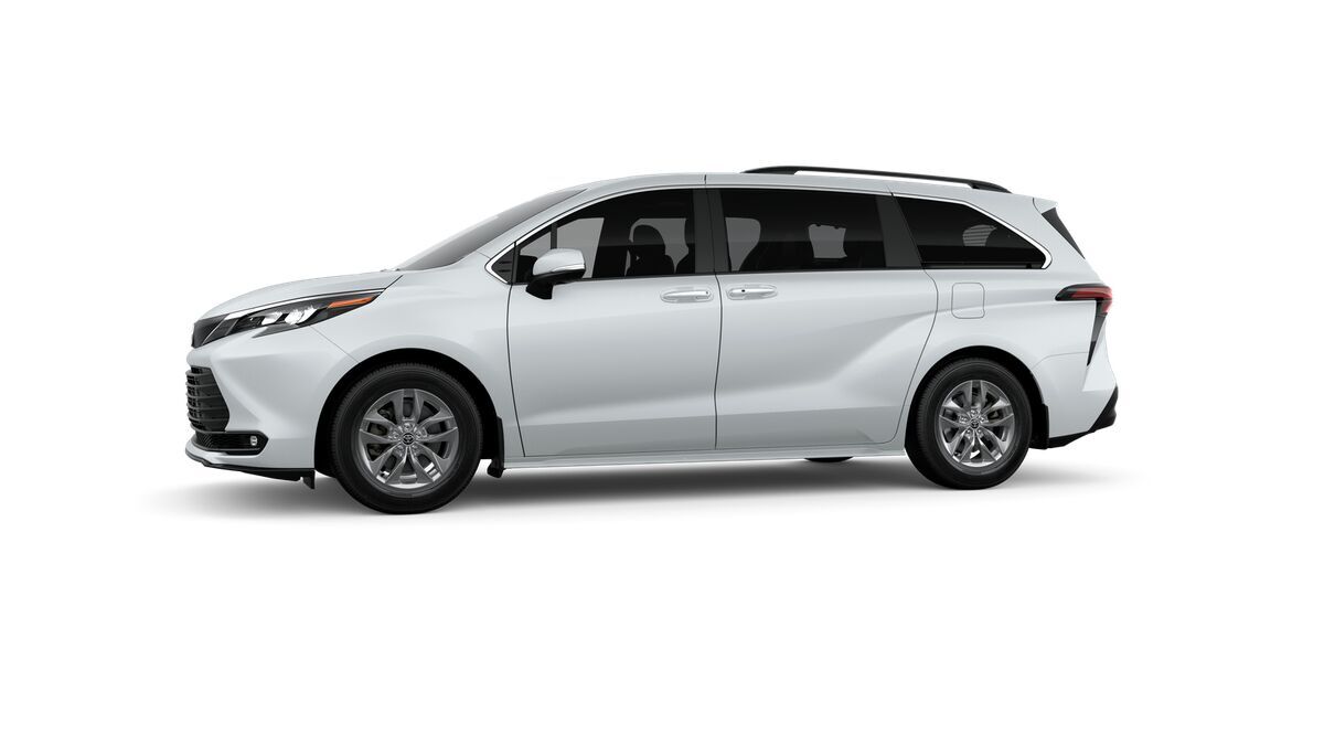 2026 Toyota Sienna XLE Laurel MD