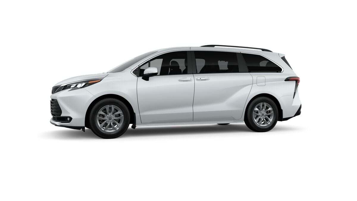 2026 Toyota Sienna XLE Laurel MD