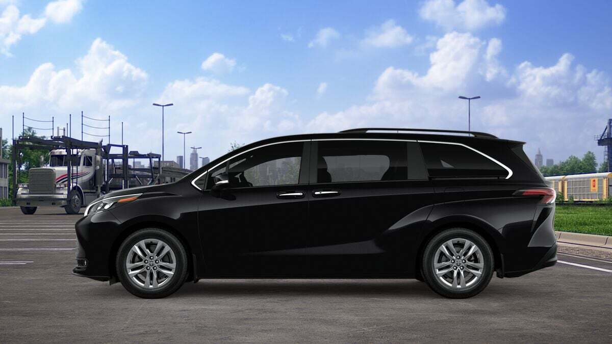 2026 Toyota Sienna XLE Laurel MD
