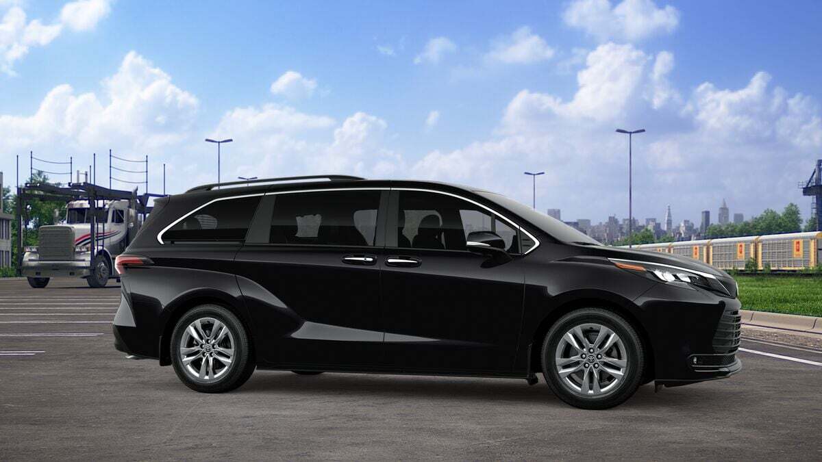 2026 Toyota Sienna XLE Laurel MD