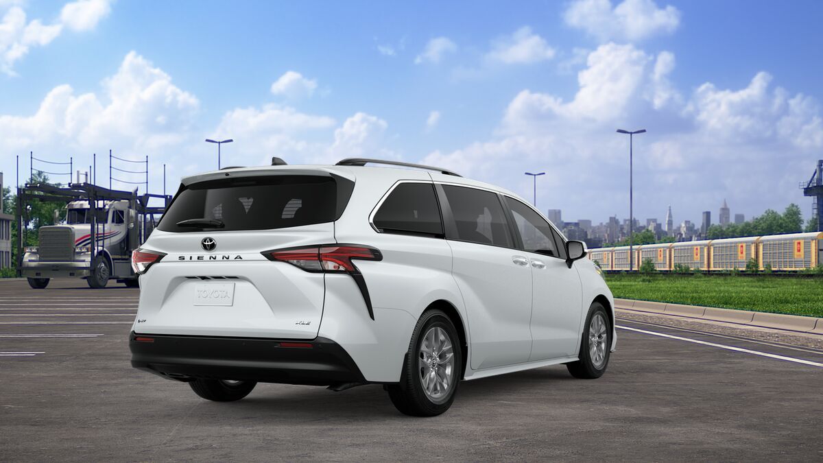 2026 Toyota Sienna XLE Laurel MD