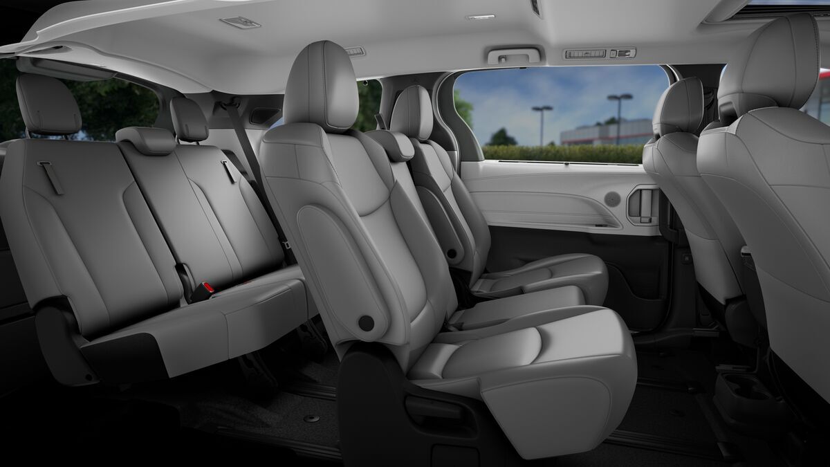 2026 Toyota Sienna XLE Laurel MD