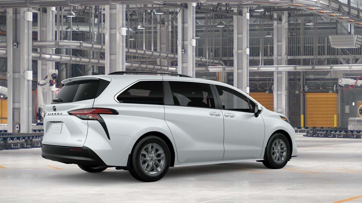 2026 Toyota Sienna XLE Laurel MD