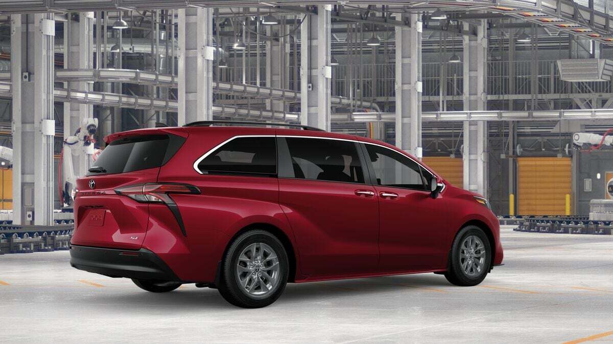 2026 Toyota Sienna XLE Laurel MD