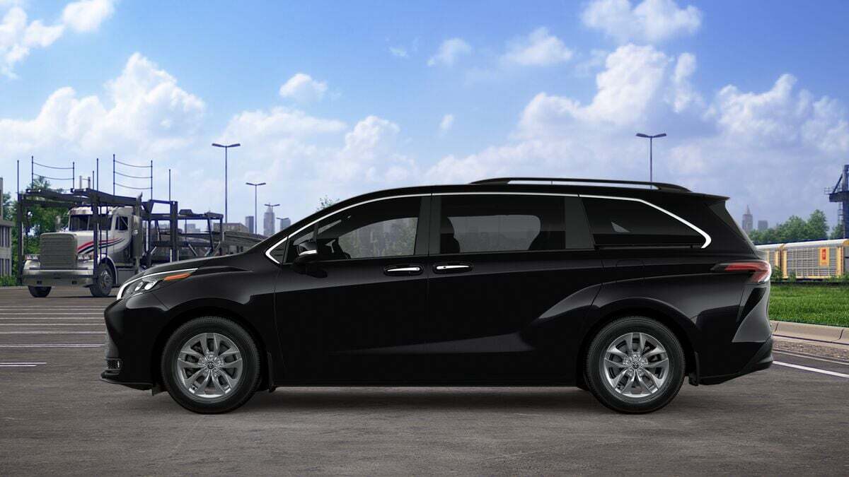 2026 Toyota Sienna XLE Laurel MD