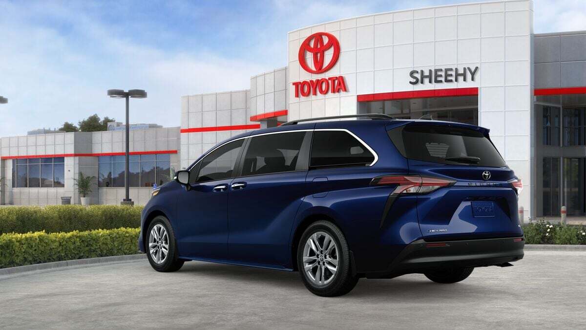 2026 Toyota Sienna XLE Laurel MD