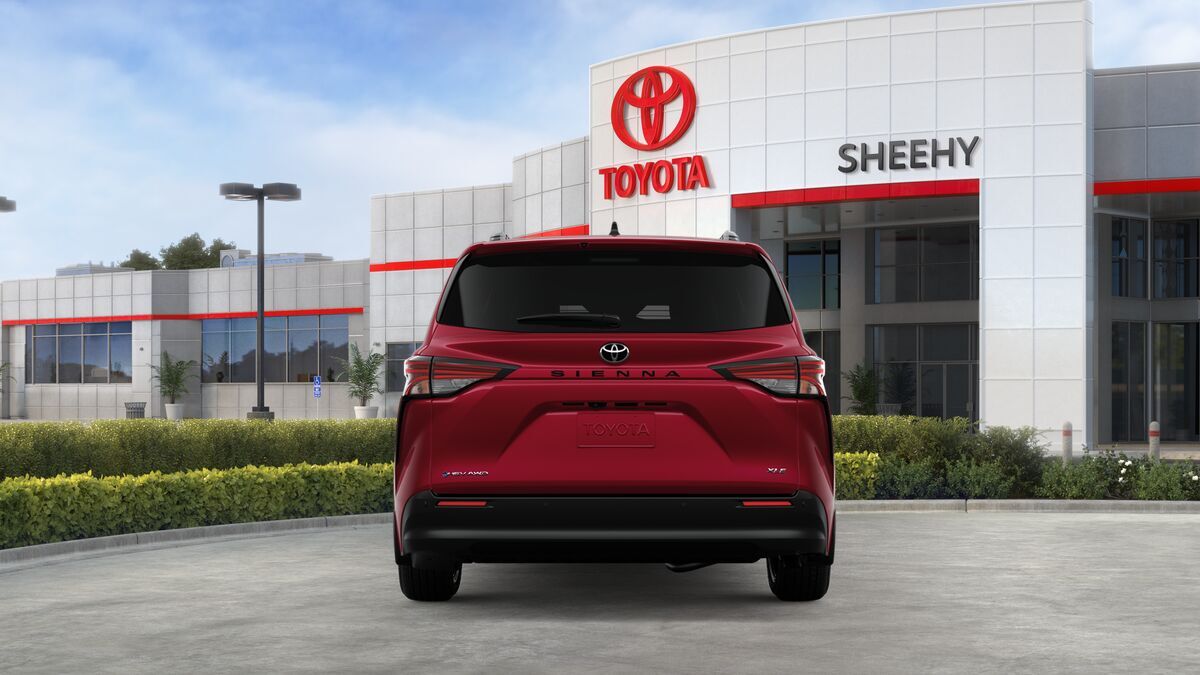 2026 Toyota Sienna XLE Laurel MD