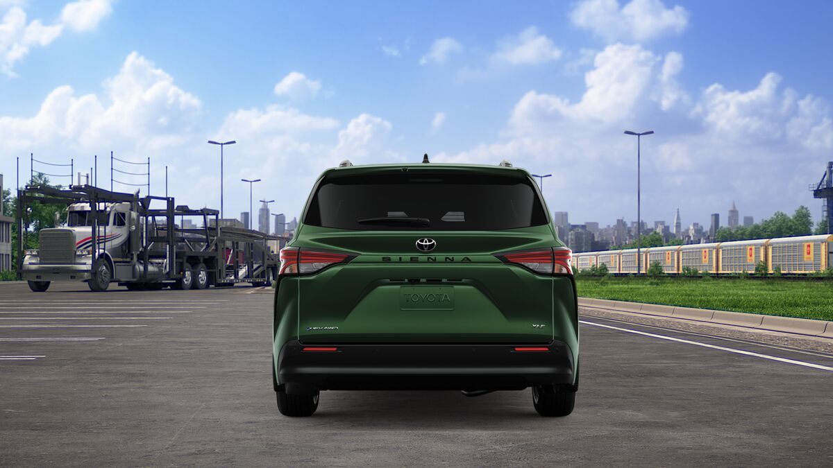 2026 Toyota Sienna XLE Laurel MD