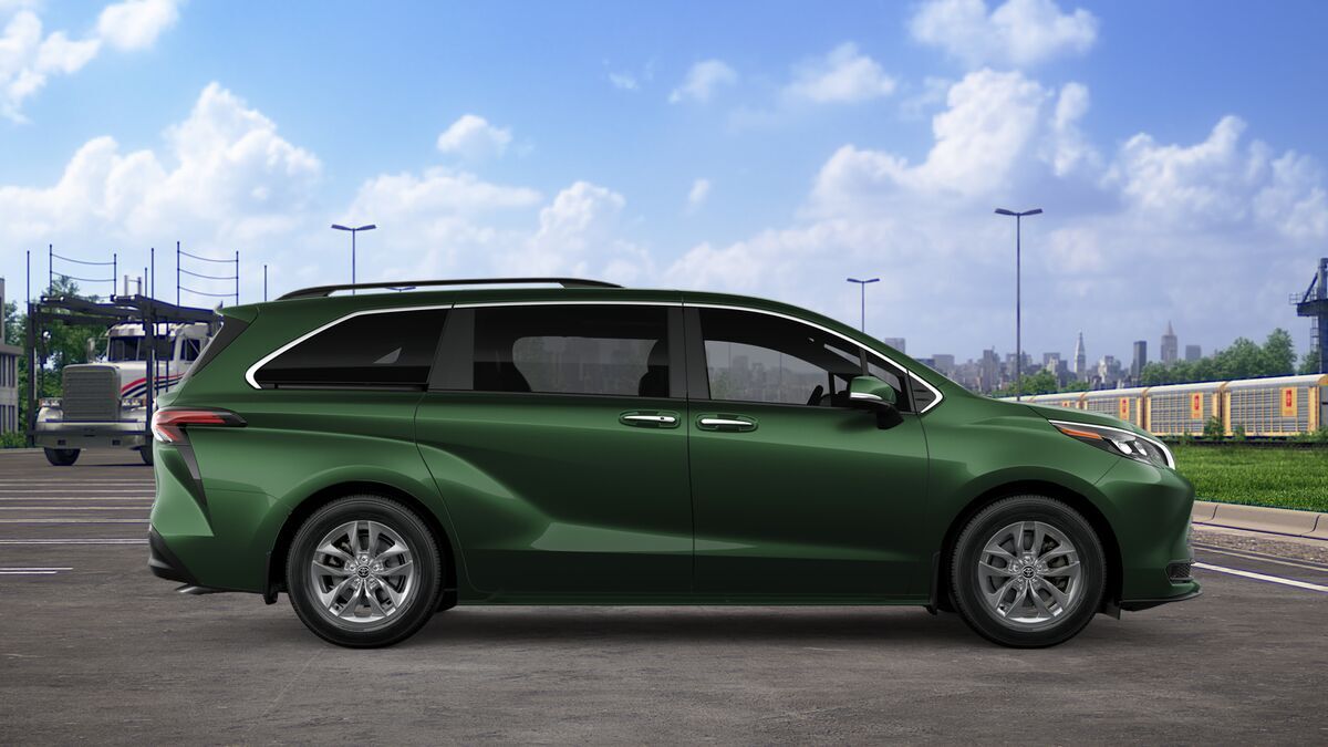 2026 Toyota Sienna XLE Laurel MD