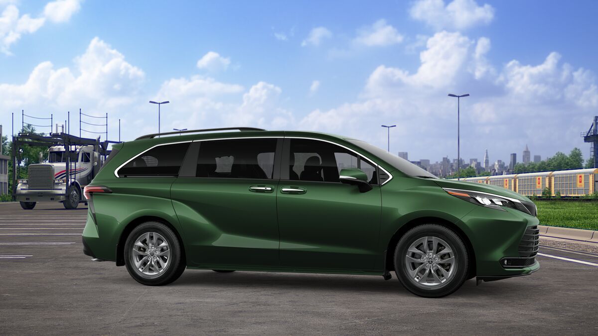 2026 Toyota Sienna XLE Laurel MD
