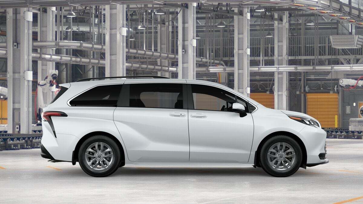 2026 Toyota Sienna XLE Laurel MD