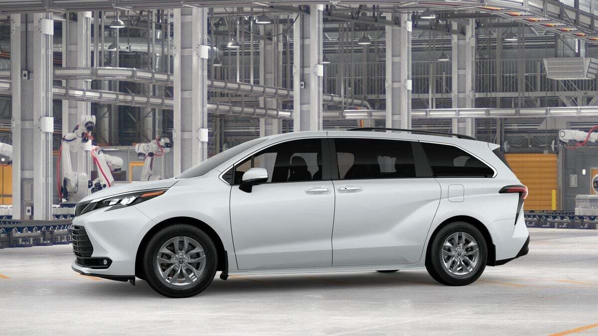 2026 Toyota Sienna XLE Laurel MD