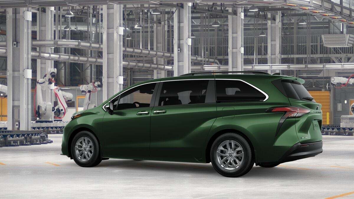 2026 Toyota Sienna XLE Laurel MD