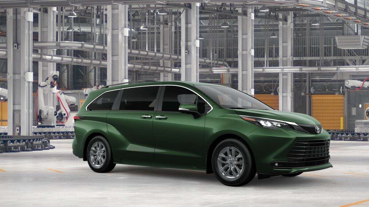 2026 Toyota Sienna XLE Laurel MD