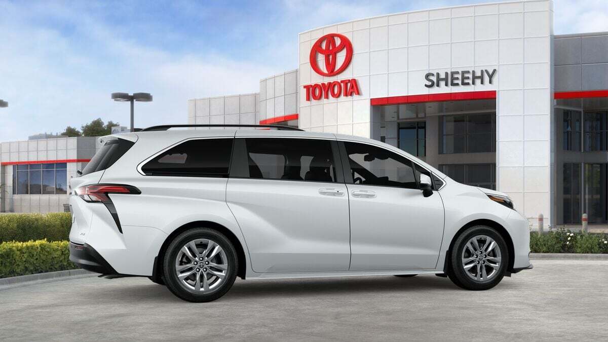 2026 Toyota Sienna XLE Laurel MD