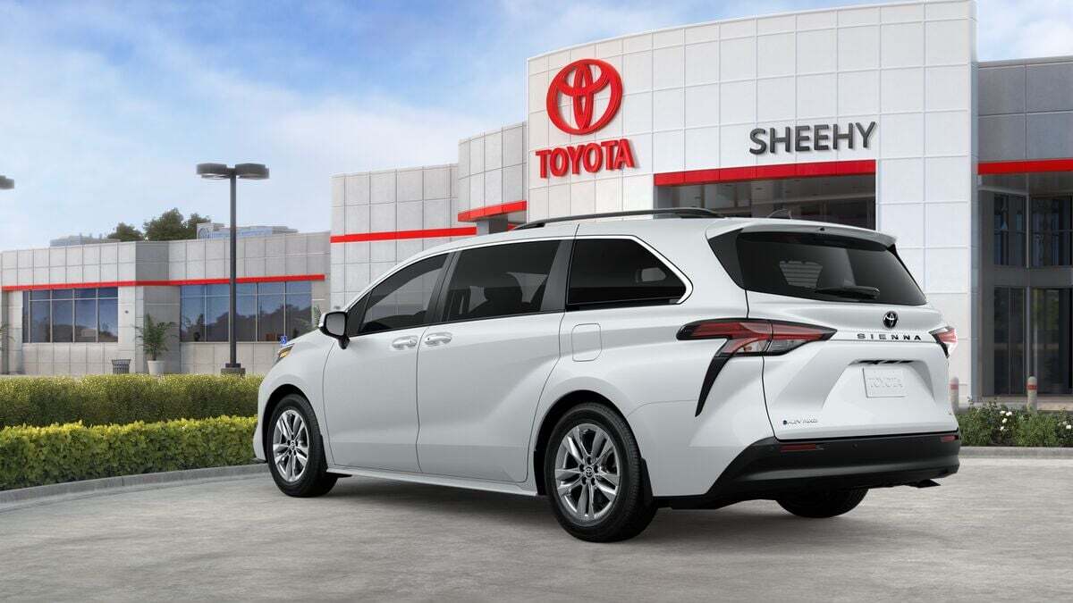 2026 Toyota Sienna XLE Laurel MD