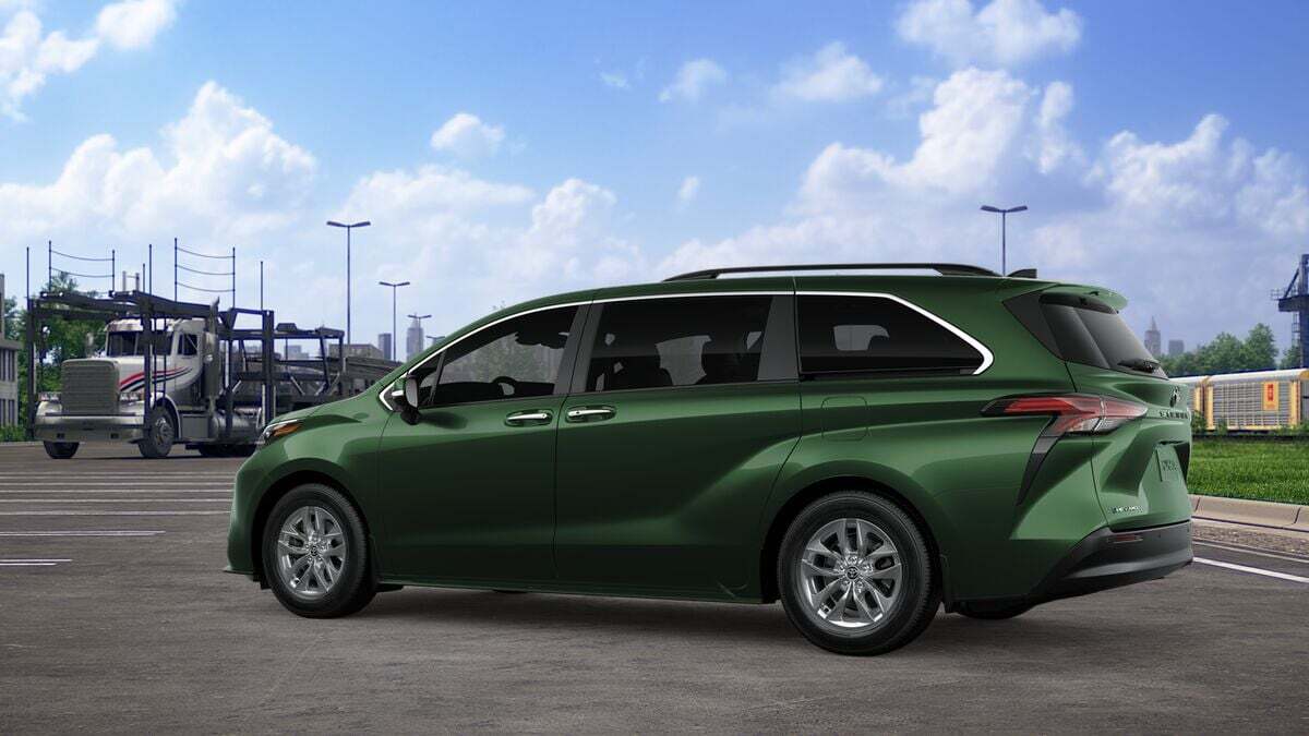 2026 Toyota Sienna XLE Laurel MD