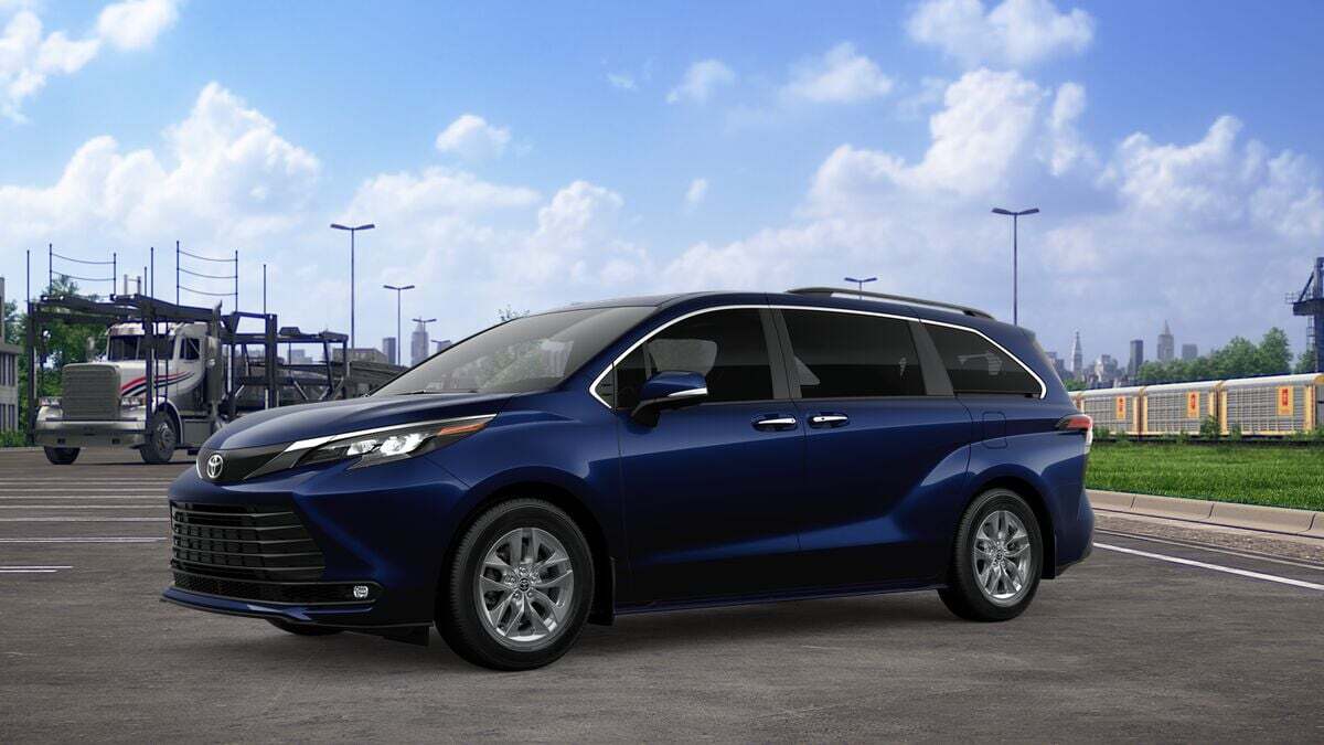 2026 Toyota Sienna XLE Laurel MD